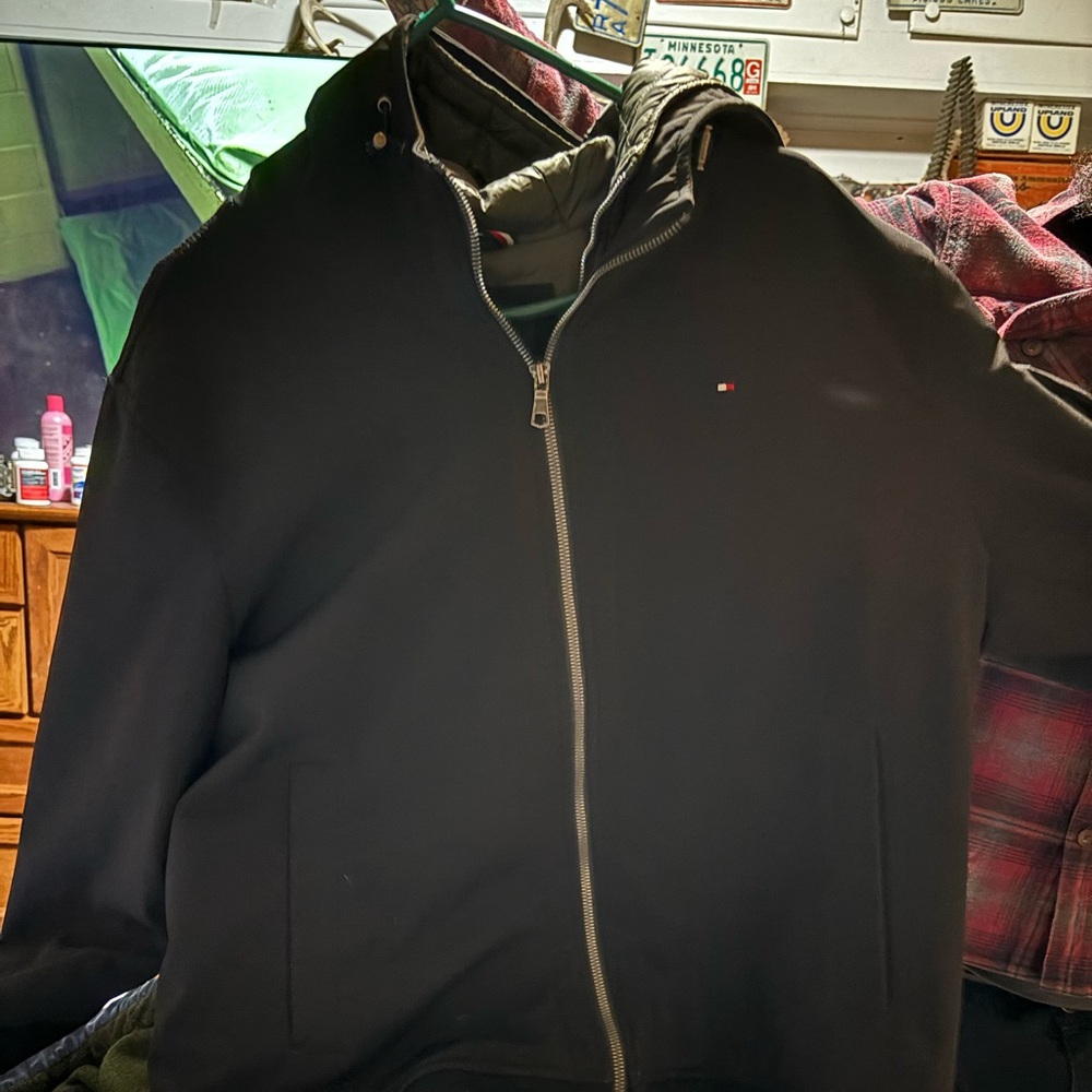 Tommy Hilfiger winter coat black men’s large